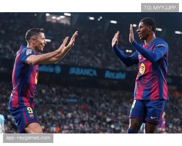 巴萨4-2塞尔塔：拉什福德三助攻莱万终结能力复苏