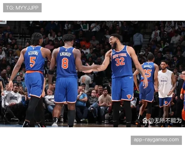 唐斯篮板数据领跑尼克斯，内线支柱作用关键