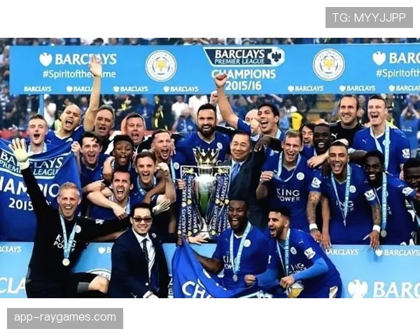 历史回顾:十年前的今天,莱斯特城开启英超夺冠奇迹征程。 历史回顾:十年前的今天,莱斯特城开启英超夺冠奇迹征程。