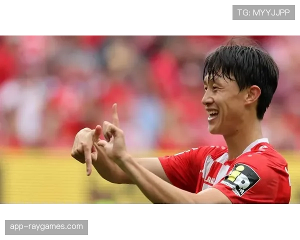 美因茨中场李在成完成续约,33岁韩国国脚表态终老球队