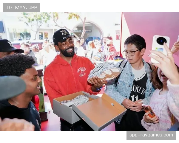 安踏在洛杉矶比弗利山庄开设北美首店，借全明星周末推进品牌全球化战略