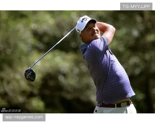 威士伯锦标赛遭遇恶劣天气预警，周末赛程或面临压缩调整